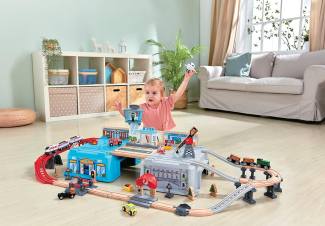 Super Cityscape Bucket Train Set