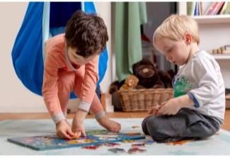 Joki Hanging Nest Swing in Organic Cotton - Blue