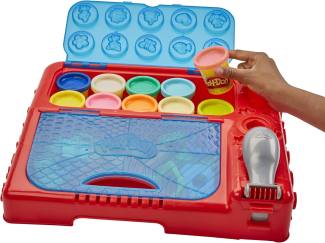 Play-Doh Grab 'n Go Activity Center